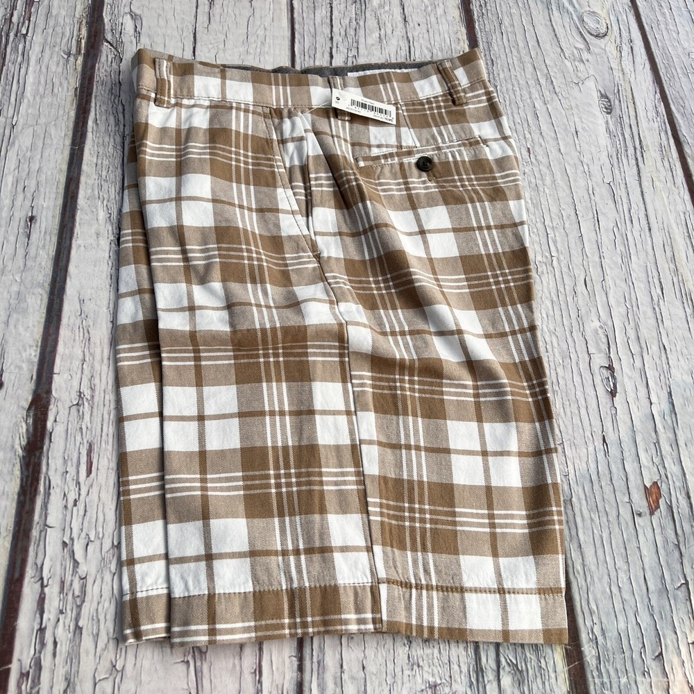 Amazon Essentials Men's Classic-Fit 9" Short - Khaki Brown Plaid ( Size 30 ) - Picture 7 of 13